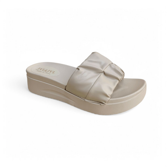 Leather strap slippers