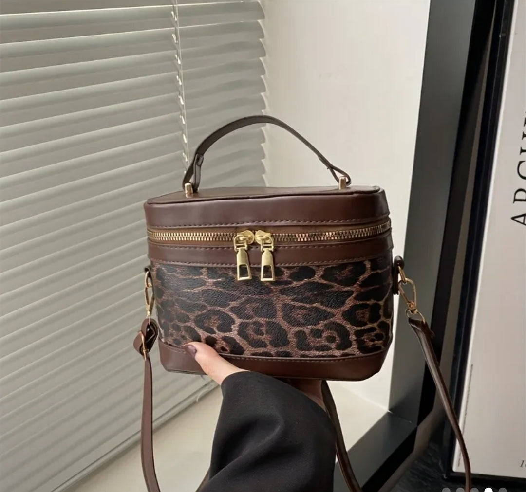 Box cross body bag