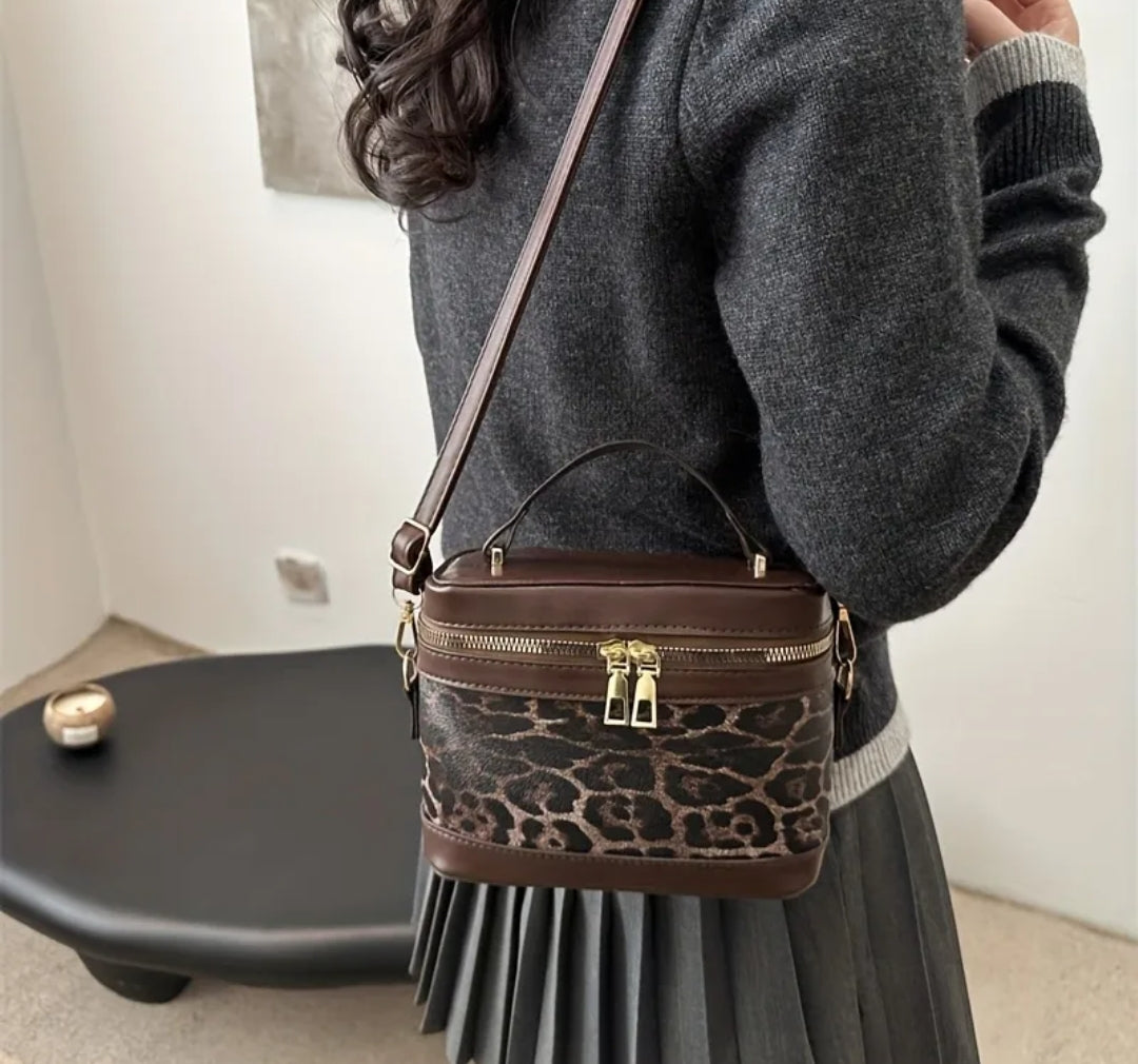 Box cross body bag