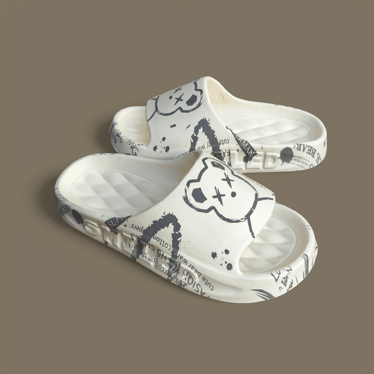 Eva Bear slippers-white