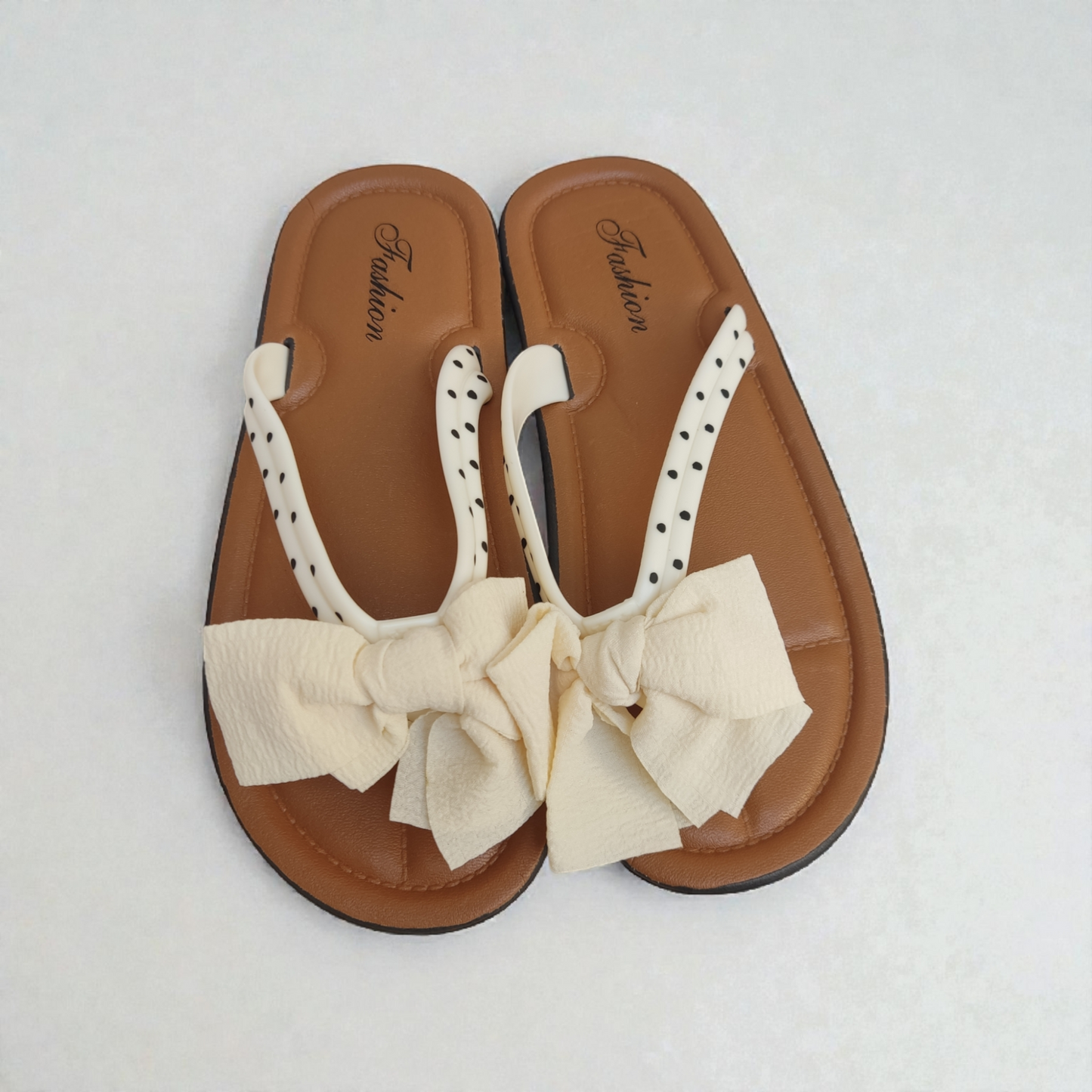 Bow flipflops-white strap
