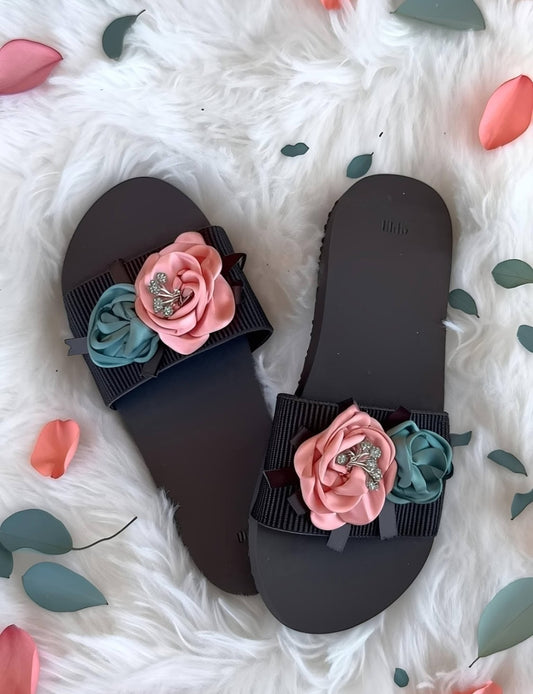 Foamish flowers slippers