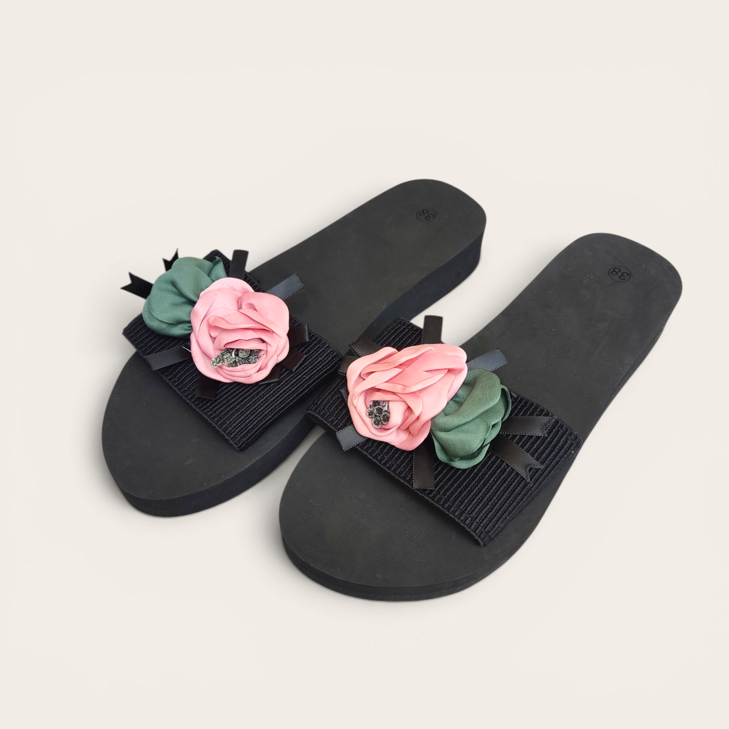 Foamish flowers slippers