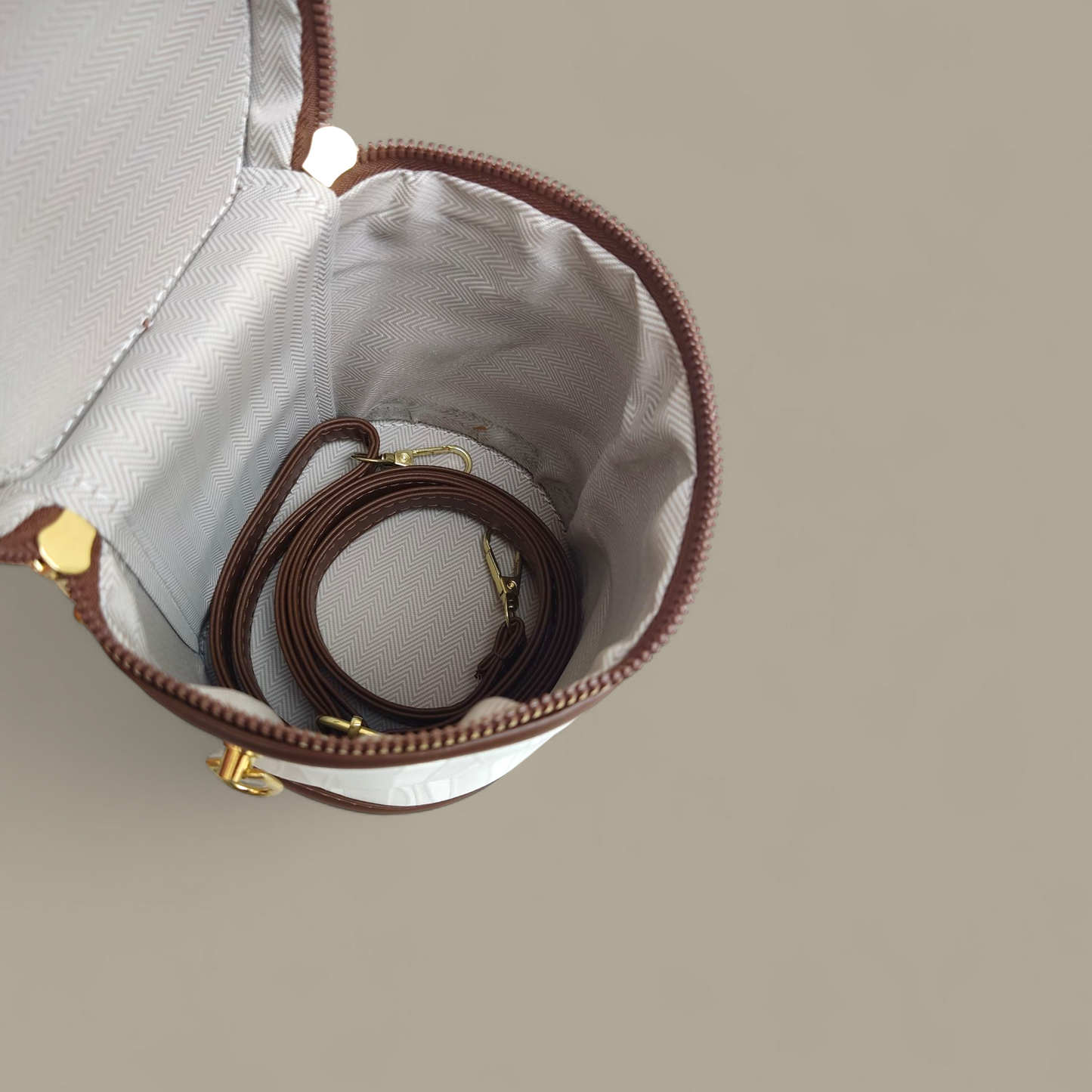 Bucket cross body bag