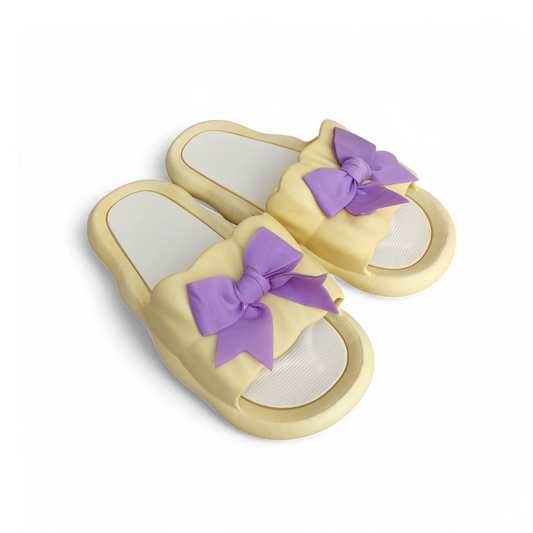 Women tie slippers