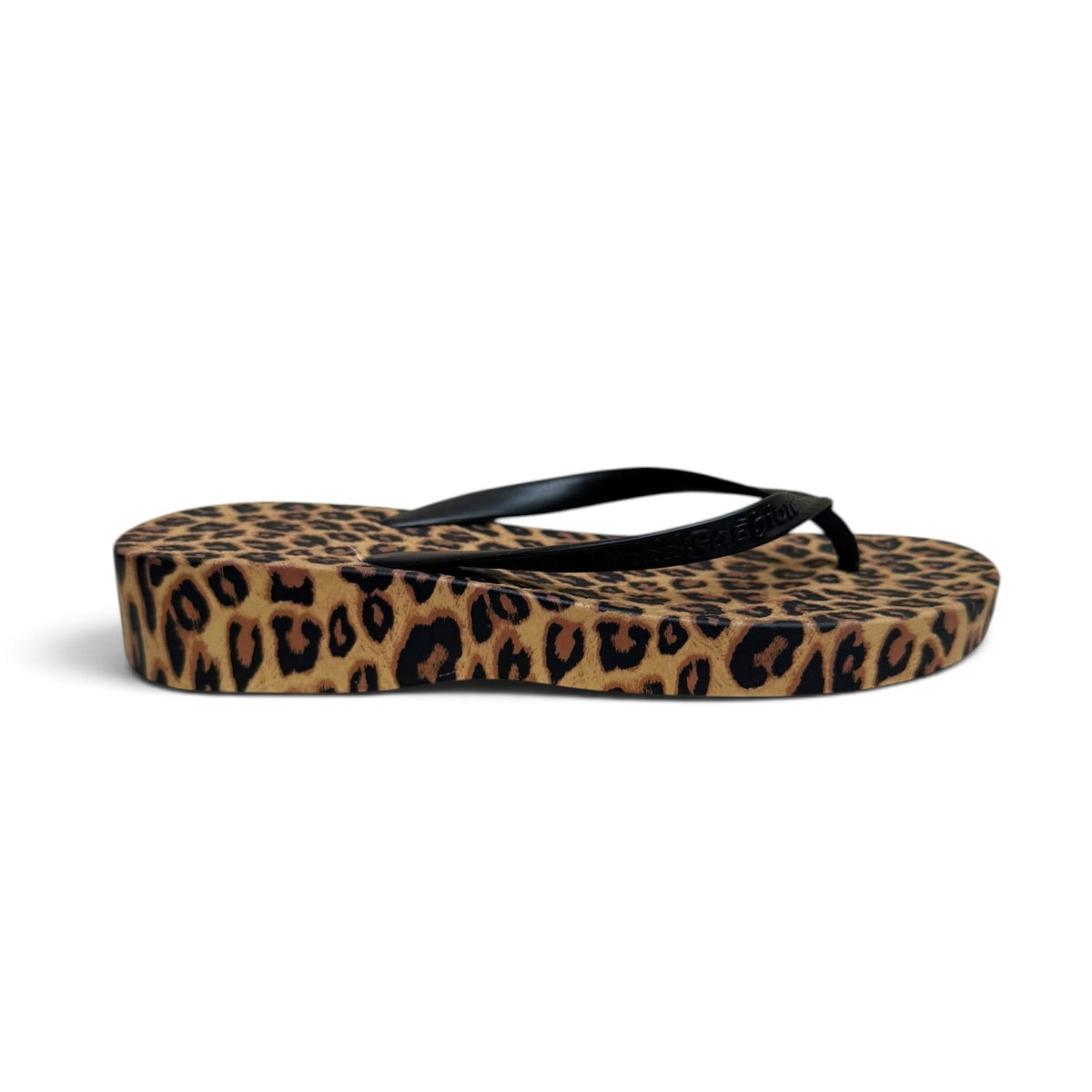 Leopard wedge flipflops