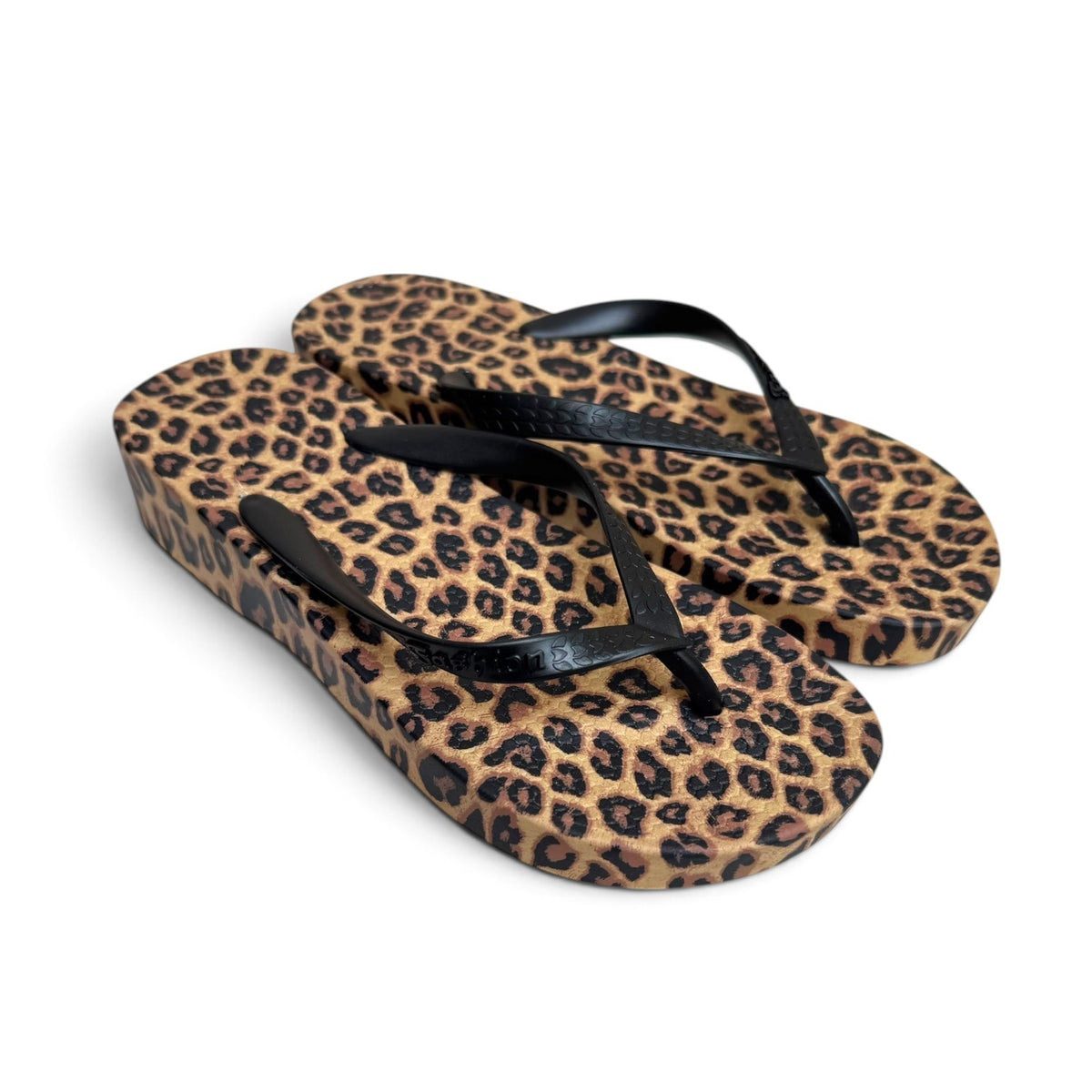 Leopard wedge flipflops