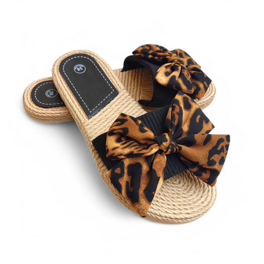 Leopard bow slippers